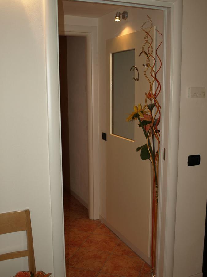 Hotel Karol Monza Bagian luar foto
