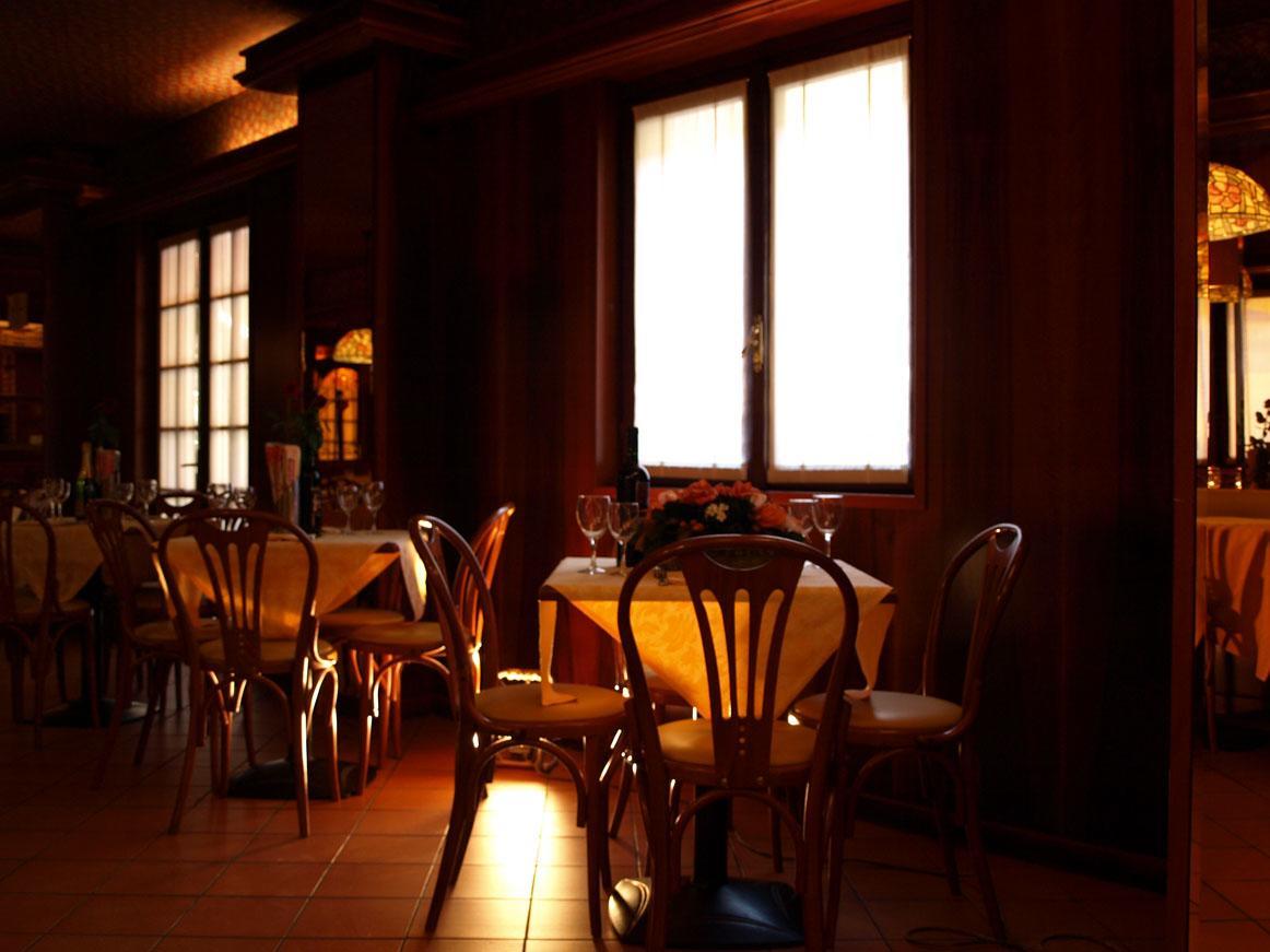Hotel Karol Monza Bagian luar foto