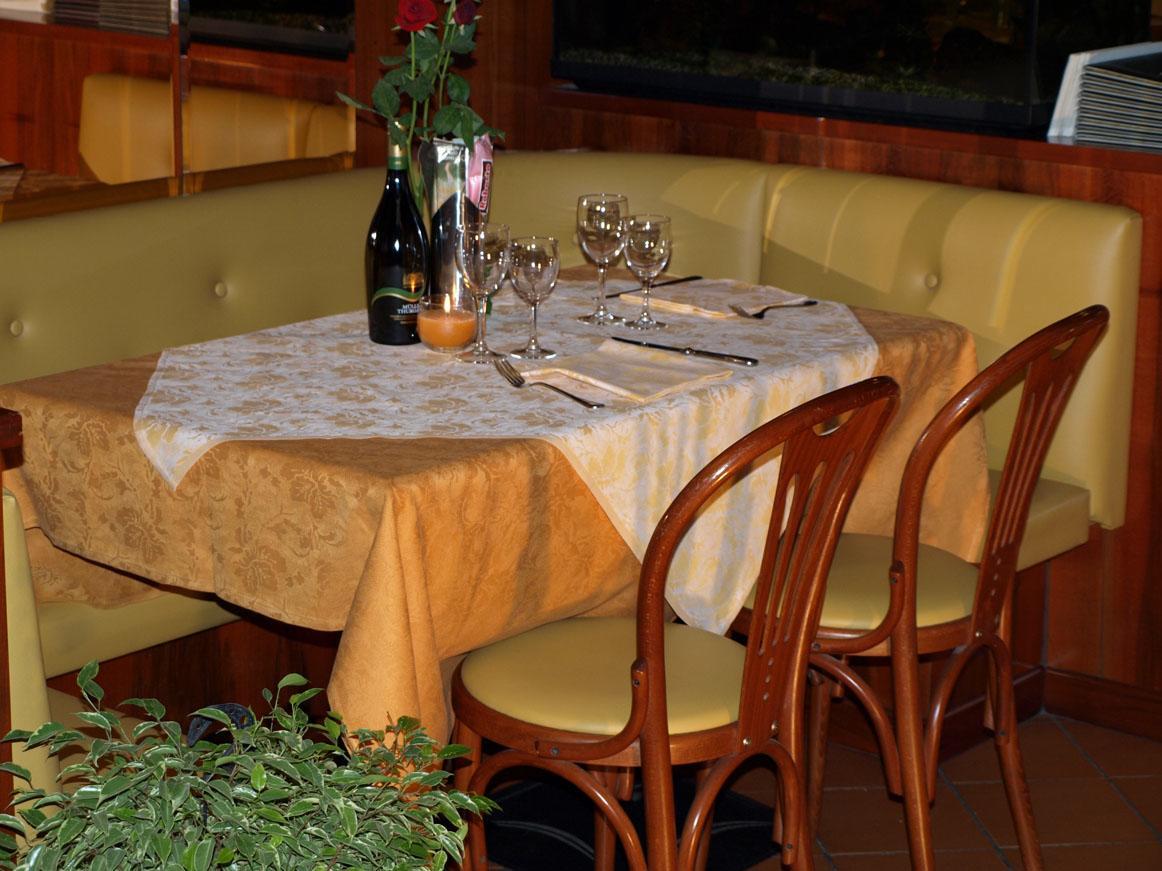 Hotel Karol Monza Bagian luar foto